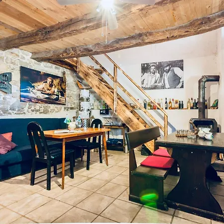 Gourmet Und Gajmovici * Pazin